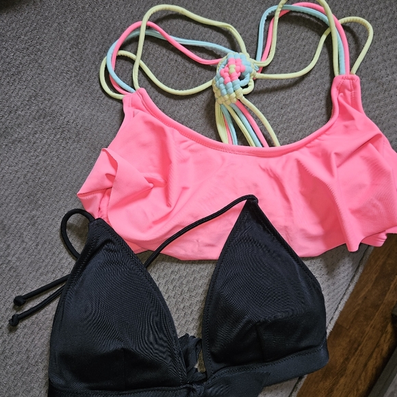 Bundle of 7 bikini tops - Picture 5 of 10